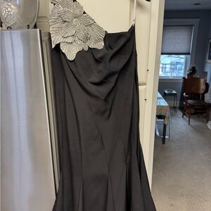 Elegant Black Evening Dress with Silver Floral Accent